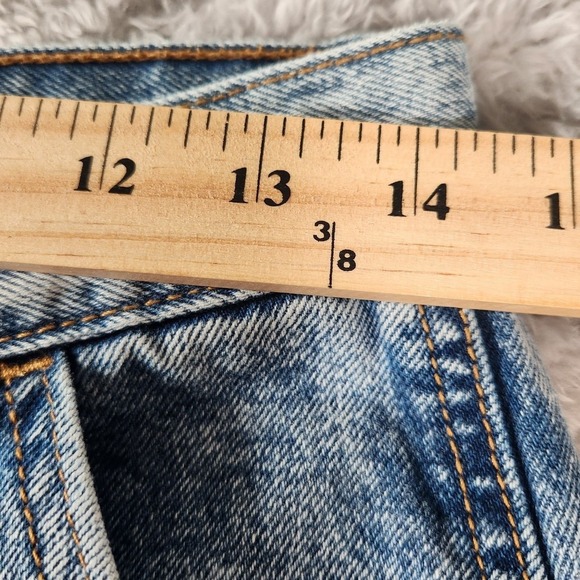 Levi's Mom Jean Women's‎ 28 High Rise Acid Wash Tapered Leg Vintage 90s Style - Picture 6 of 13